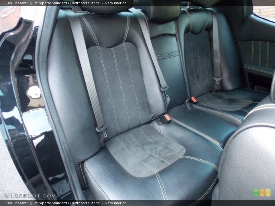 Nero Interior Rear Seat for the 2008 Maserati Quattroporte  #94534584