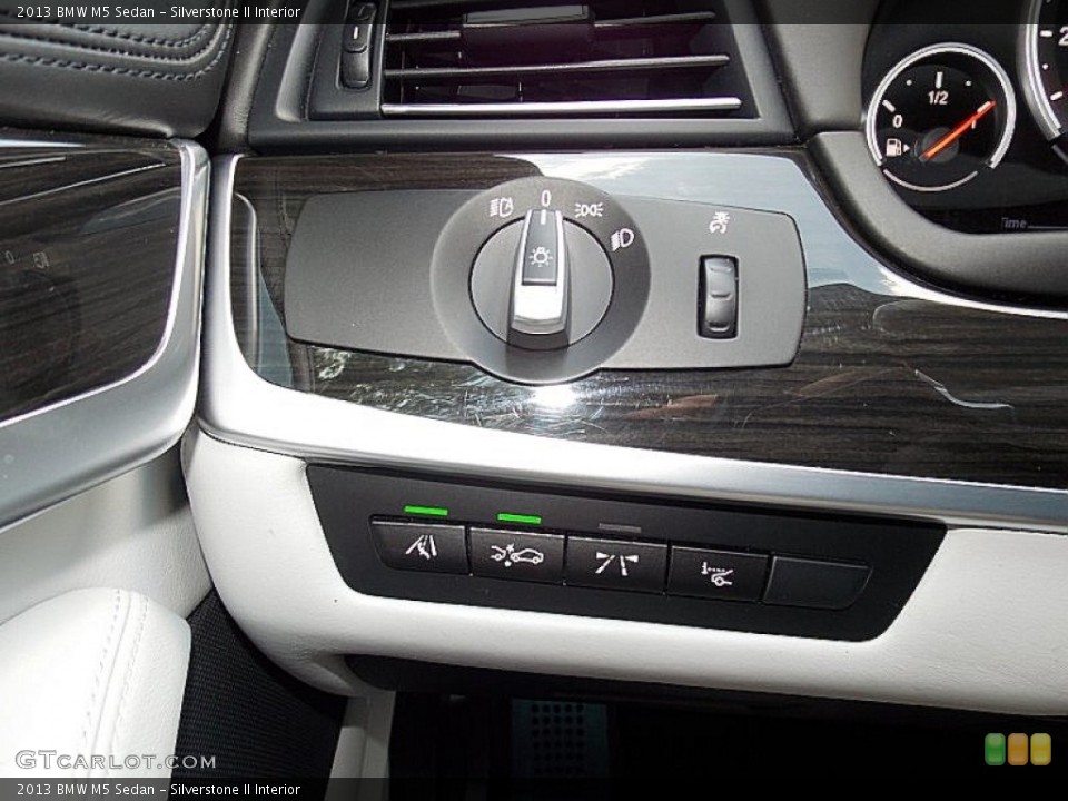 Silverstone II Interior Controls for the 2013 BMW M5 Sedan #94536892