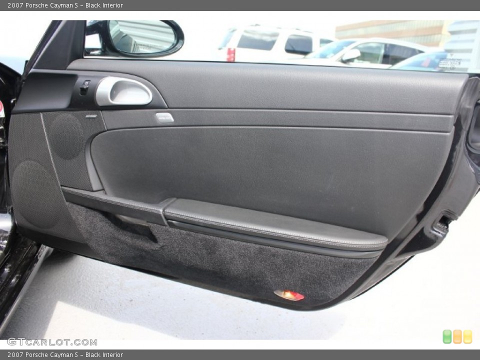 Black Interior Door Panel for the 2007 Porsche Cayman S #94548801