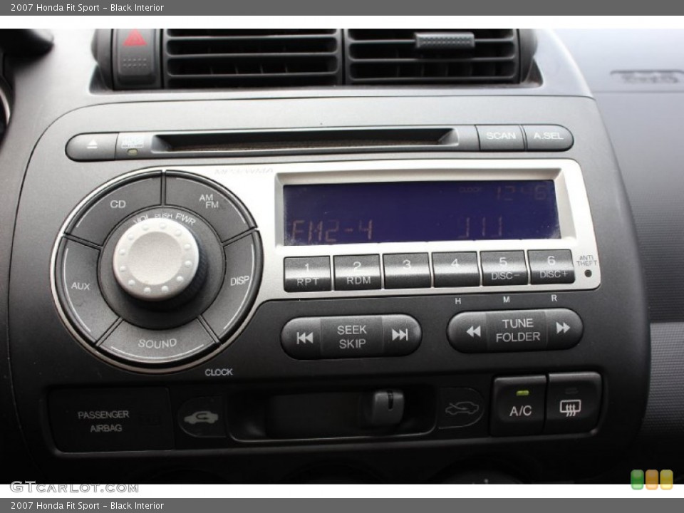 Black Interior Controls for the 2007 Honda Fit Sport #94565986