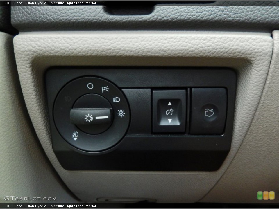 Medium Light Stone Interior Controls for the 2012 Ford Fusion Hybrid #94577718