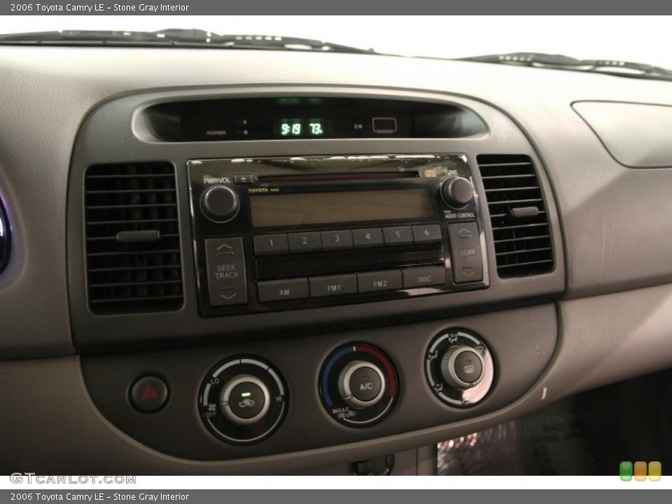 Stone Gray Interior Controls for the 2006 Toyota Camry LE #94581163