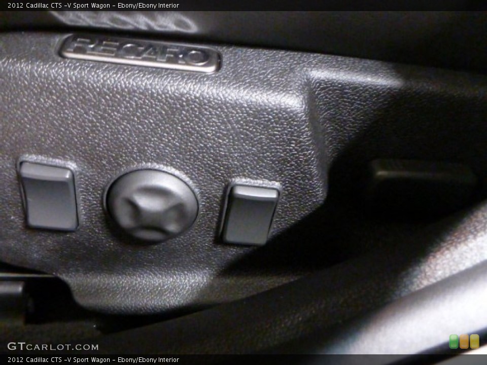 Ebony/Ebony Interior Controls for the 2012 Cadillac CTS -V Sport Wagon #94581676