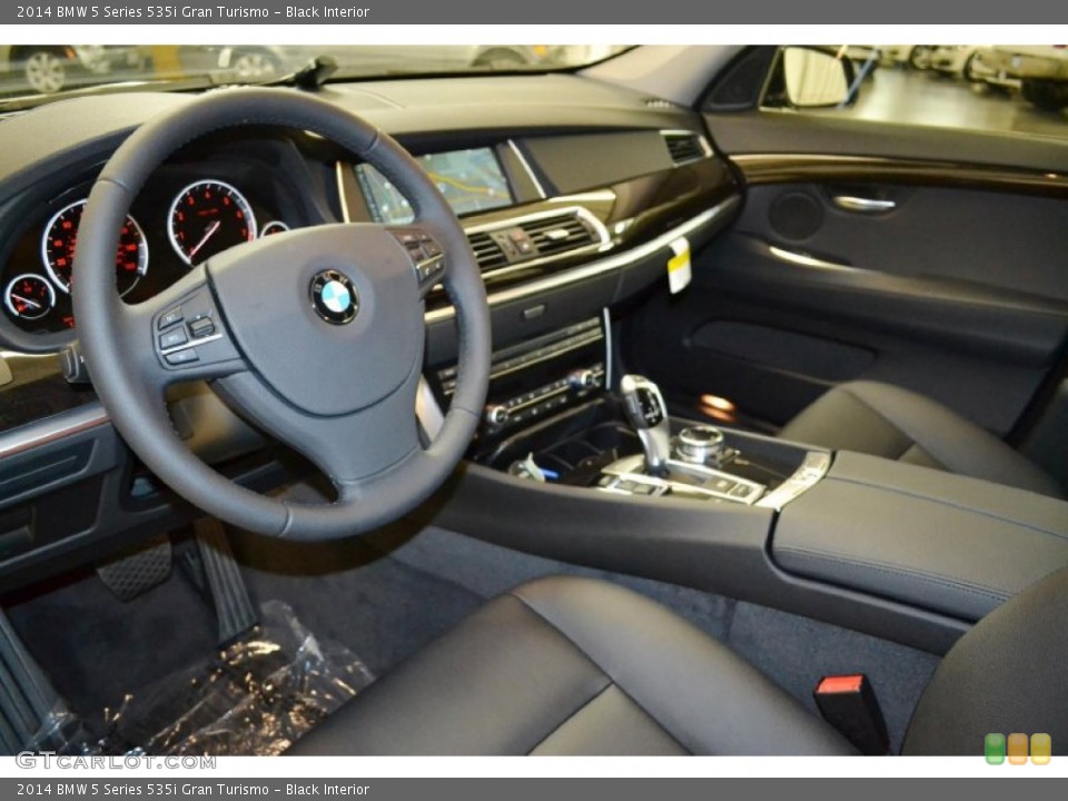 Black Interior Prime Interior for the 2014 BMW 5 Series 535i Gran Turismo #94597798