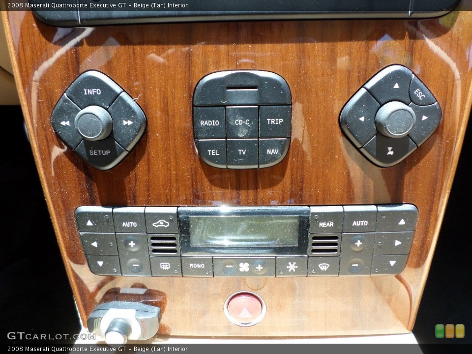 Beige (Tan) Interior Controls for the 2008 Maserati Quattroporte Executive GT #94598427