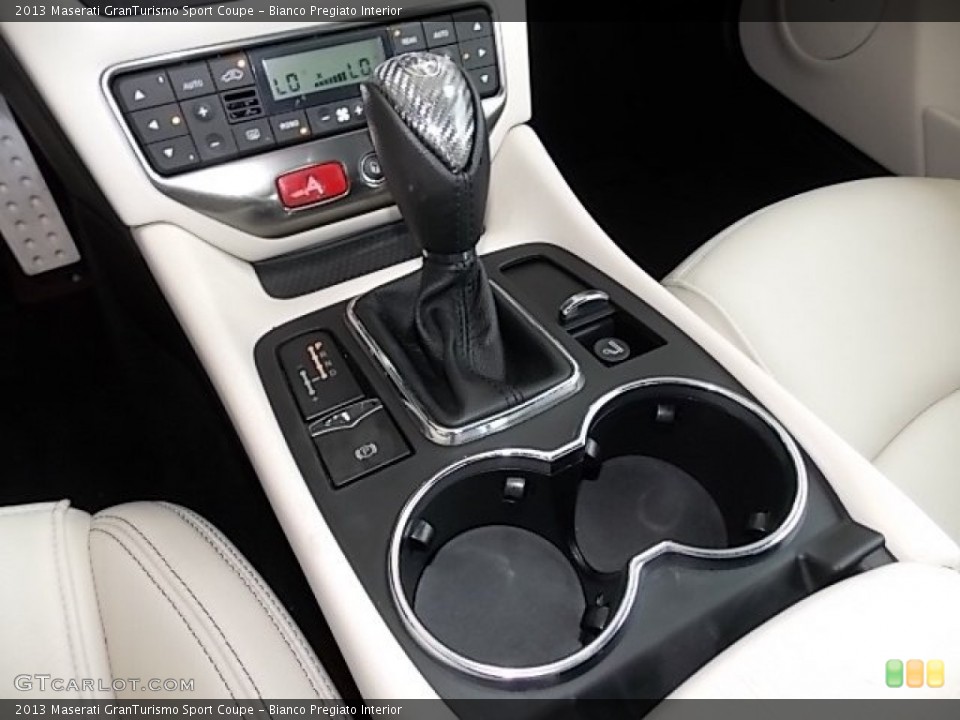 Bianco Pregiato Interior Transmission for the 2013 Maserati GranTurismo Sport Coupe #94602925