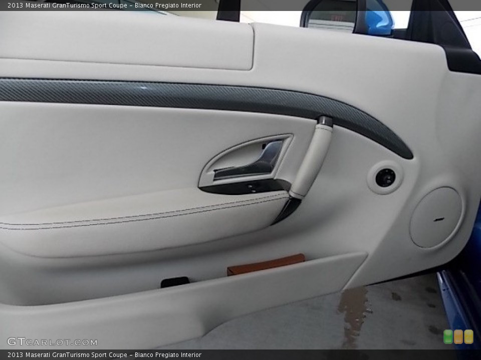 Bianco Pregiato Interior Door Panel for the 2013 Maserati GranTurismo Sport Coupe #94603153