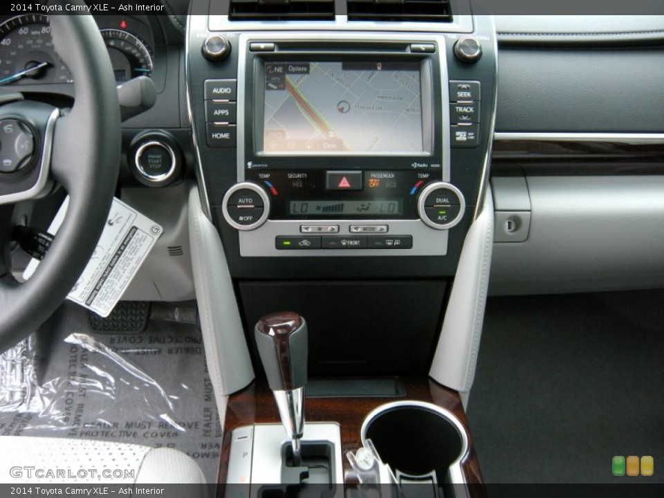 Ash Interior Navigation for the 2014 Toyota Camry XLE #94636702
