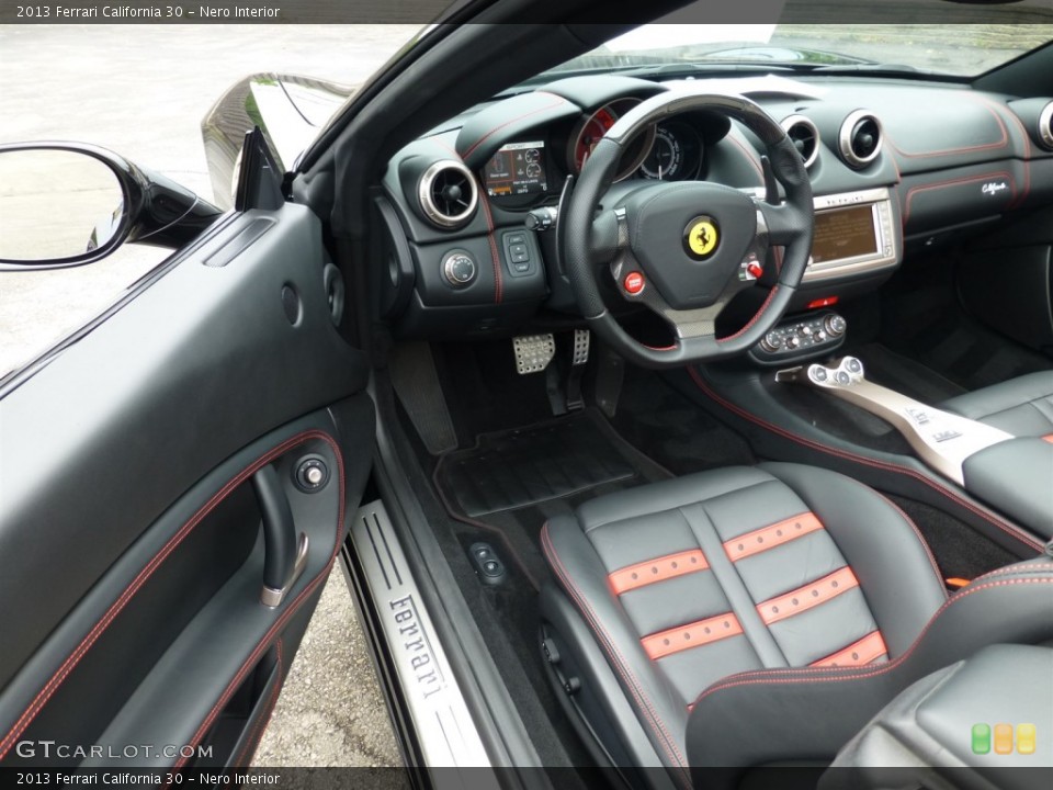 Nero Interior Dashboard for the 2013 Ferrari California 30 #94688461