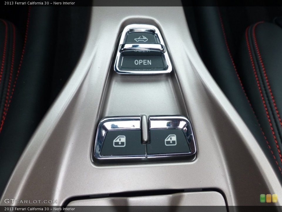 Nero Interior Controls for the 2013 Ferrari California 30 #94688714