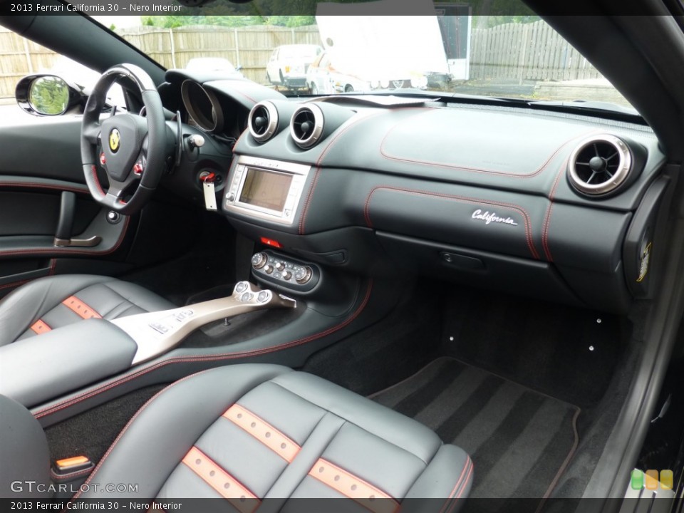 Nero Interior Dashboard for the 2013 Ferrari California 30 #94688878