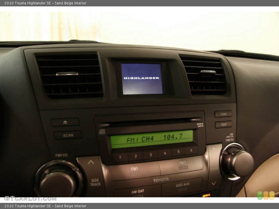 Sand Beige Interior Controls for the 2010 Toyota Highlander SE #94704162