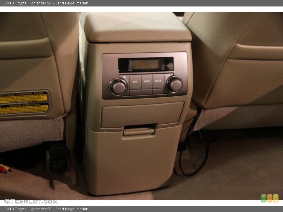 Sand Beige Interior Controls for the 2010 Toyota Highlander SE #94704618