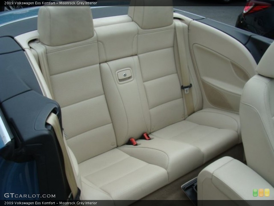 Moonrock Grey Interior Rear Seat for the 2009 Volkswagen Eos Komfort #94715313