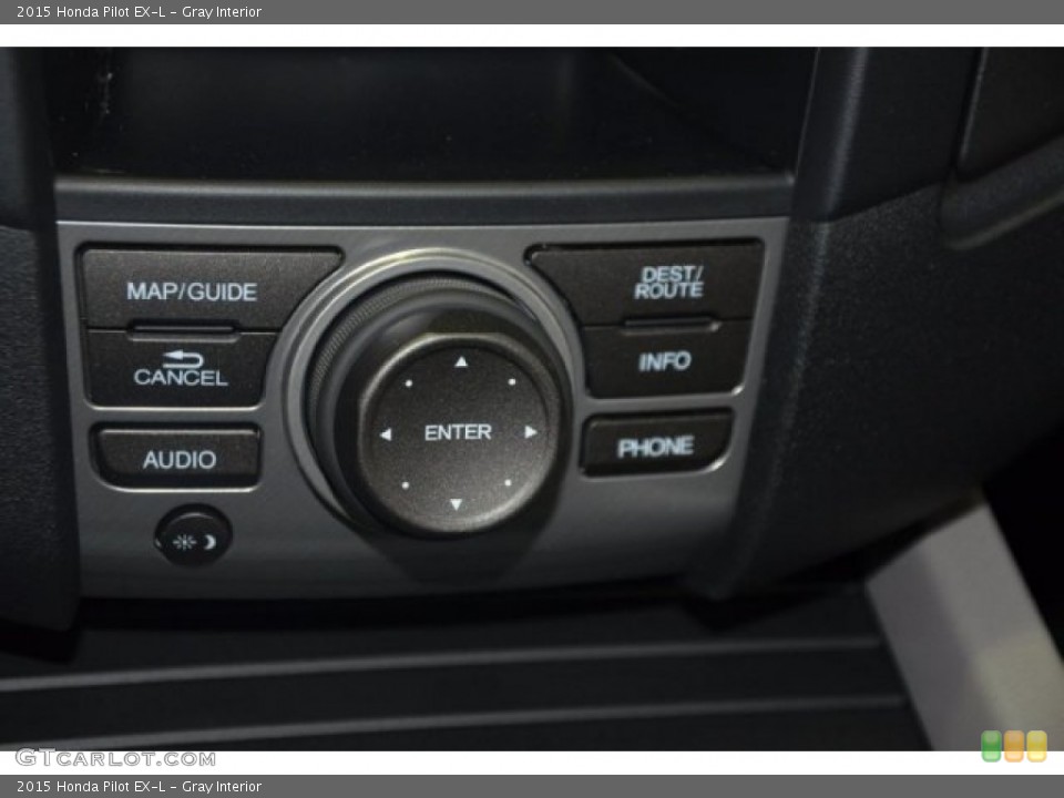 Gray Interior Controls for the 2015 Honda Pilot EX-L #94722111