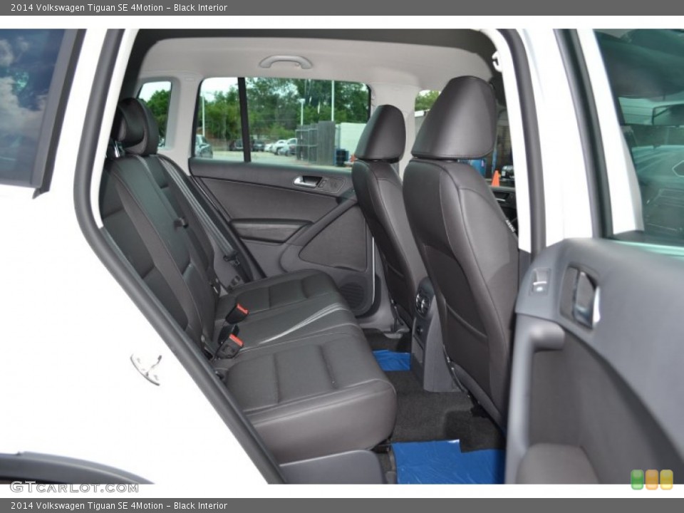 Black Interior Rear Seat for the 2014 Volkswagen Tiguan SE 4Motion #94734727