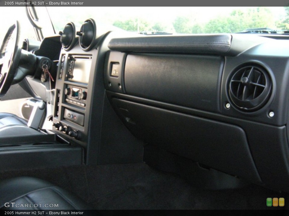 Ebony Black Interior Dashboard for the 2005 Hummer H2 SUT #94739647