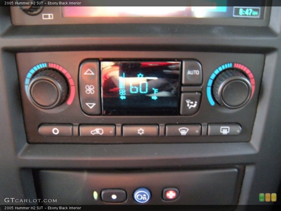 Ebony Black Interior Controls for the 2005 Hummer H2 SUT #94740058