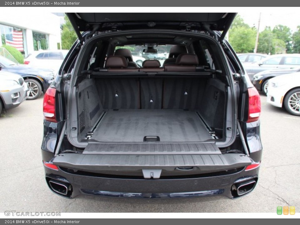 Mocha Interior Trunk for the 2014 BMW X5 xDrive50i #94744900