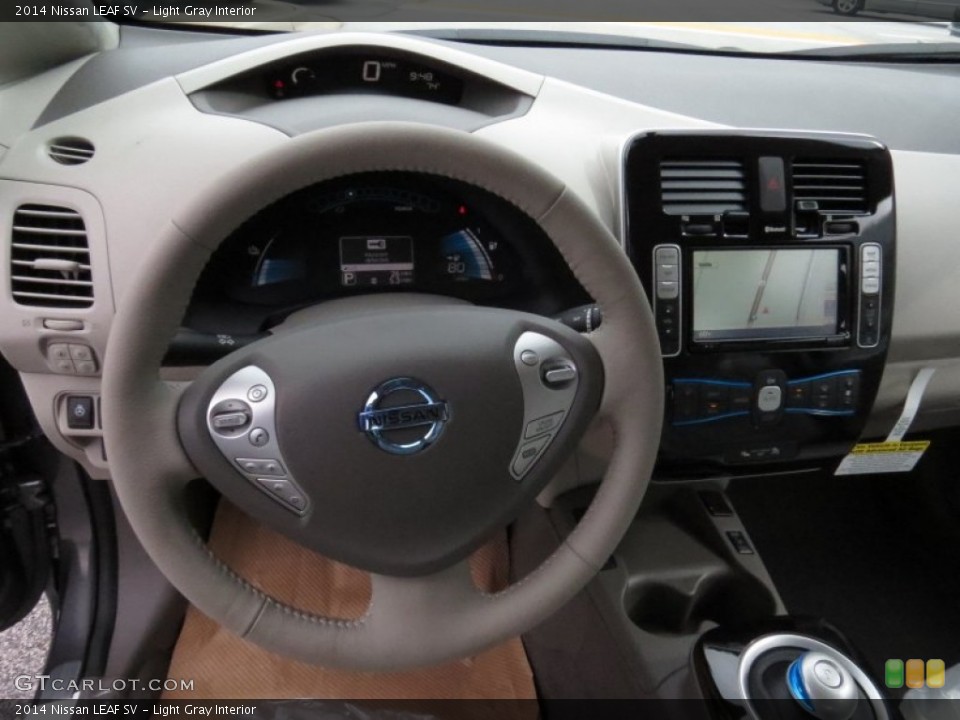Light Gray 2014 Nissan LEAF Interiors