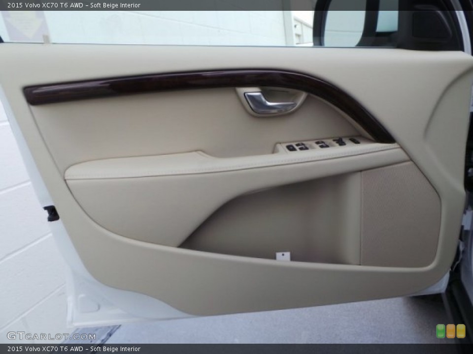 Soft Beige Interior Door Panel for the 2015 Volvo XC70 T6 AWD #94795218