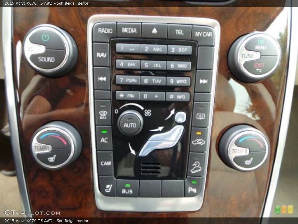 Soft Beige Interior Controls for the 2015 Volvo XC70 T6 AWD #94795386