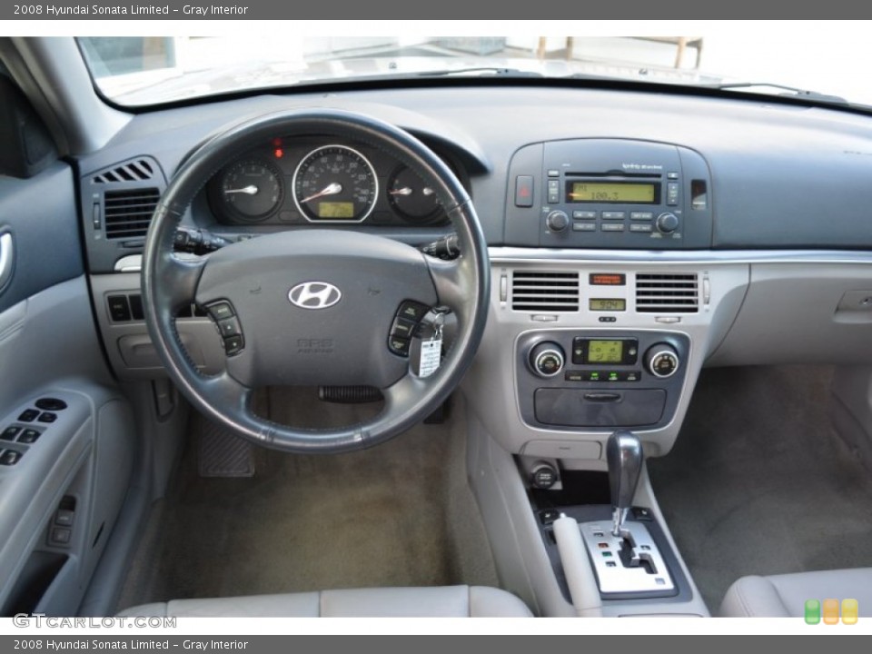 Gray Interior Dashboard for the 2008 Hyundai Sonata Limited #94799976