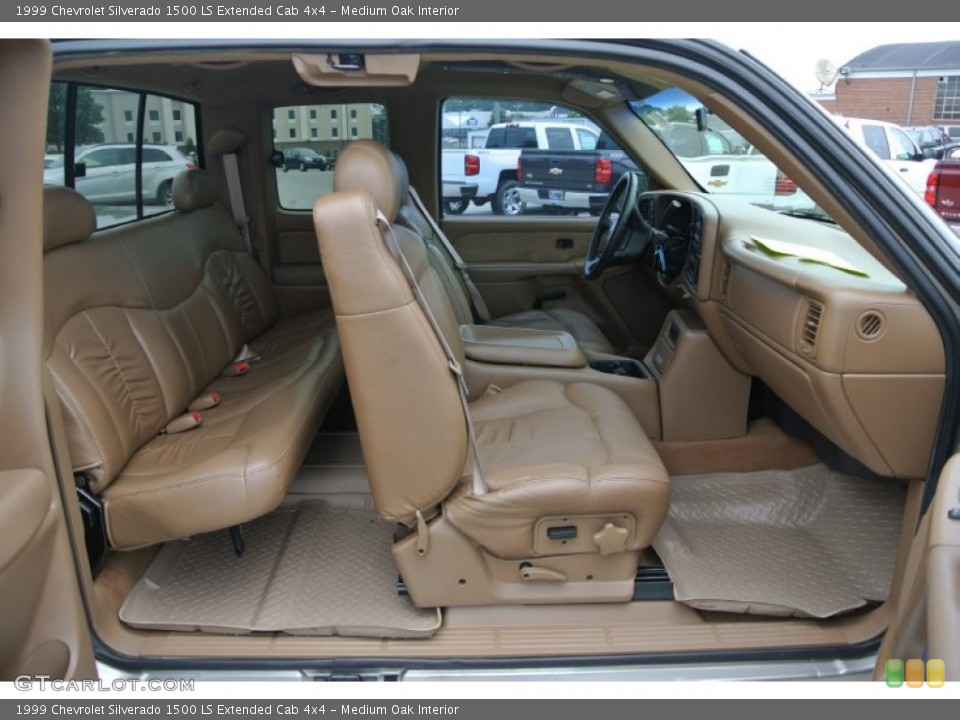 Medium Oak Interior Photo for the 1999 Chevrolet Silverado 1500 LS Extended Cab 4x4 #94868684