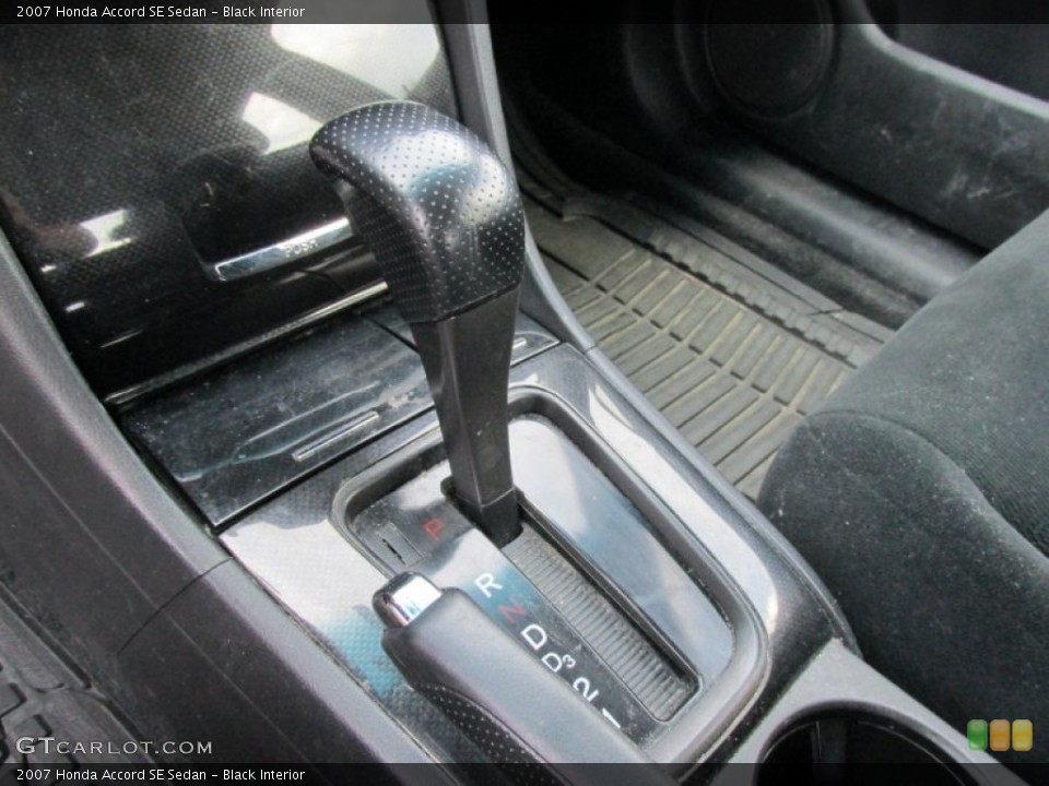 Black Interior Transmission for the 2007 Honda Accord SE Sedan #94869551