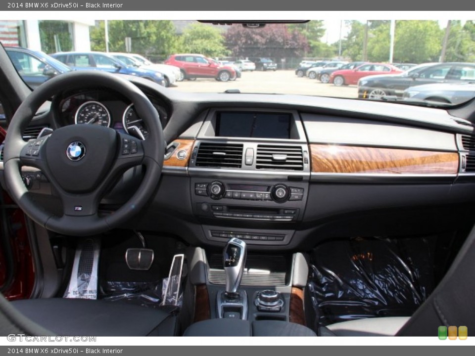 Black Interior Dashboard for the 2014 BMW X6 xDrive50i #94890515