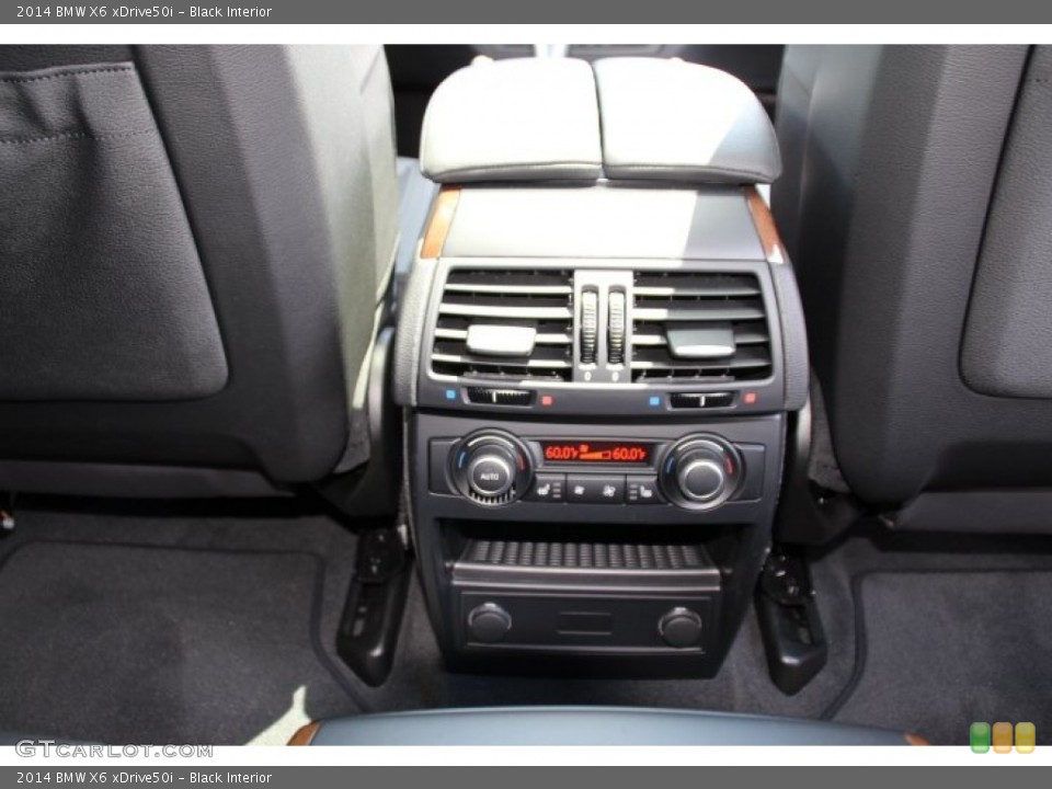 Black Interior Controls for the 2014 BMW X6 xDrive50i #94890716