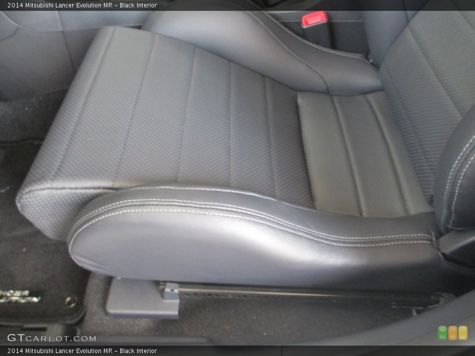 Black Interior Front Seat for the 2014 Mitsubishi Lancer Evolution MR #94928103