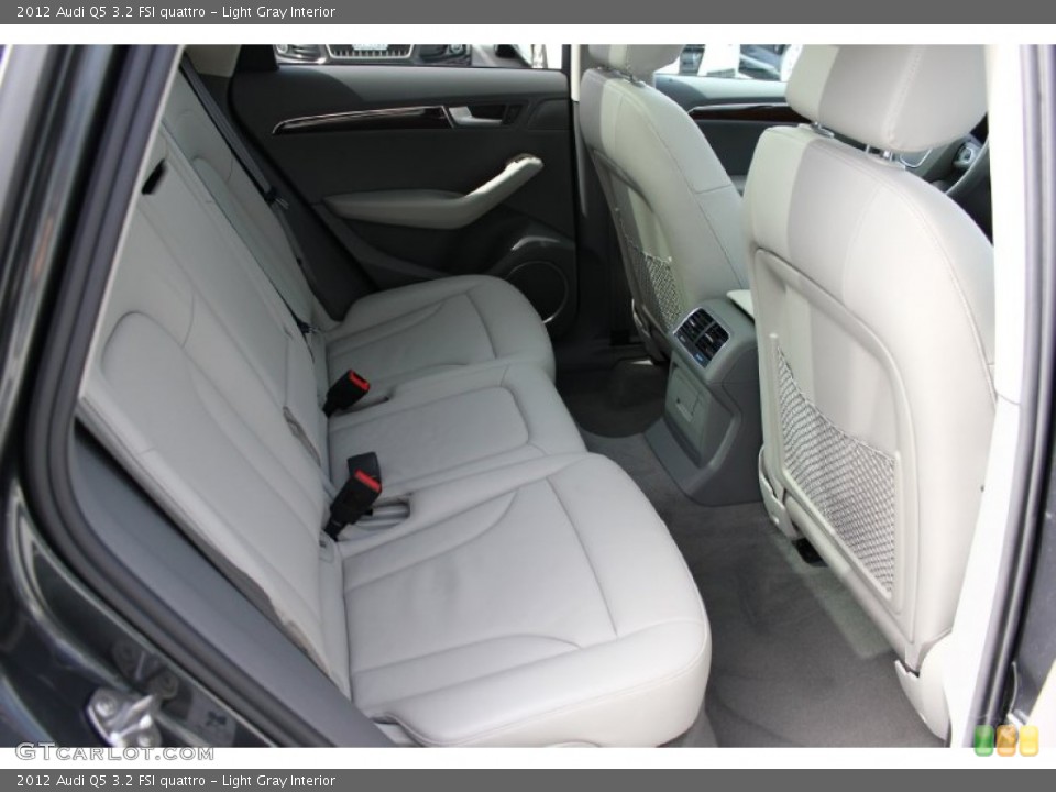 Light Gray Interior Rear Seat for the 2012 Audi Q5 3.2 FSI quattro #94930233