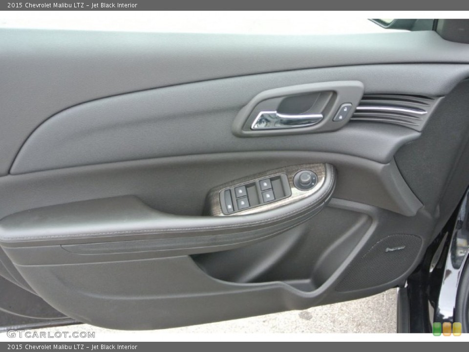 Jet Black Interior Door Panel for the 2015 Chevrolet Malibu LTZ #94931970