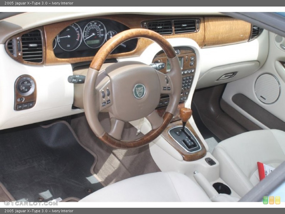Ivory Interior Photo for the 2005 Jaguar X-Type 3.0 #94950180