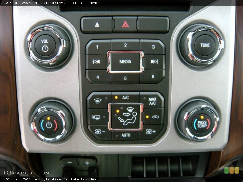 Black Interior Controls for the 2015 Ford F250 Super Duty Lariat Crew Cab 4x4 #94953395