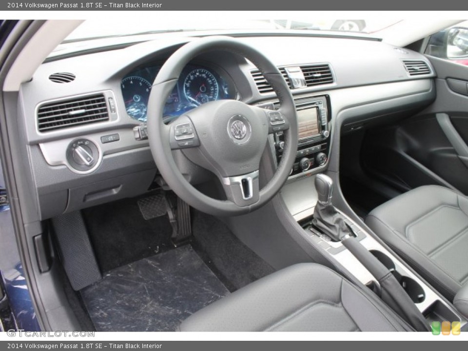 Titan Black Interior Photo for the 2014 Volkswagen Passat 1.8T SE #94963040
