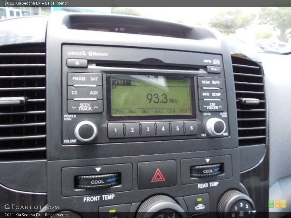 Beige Interior Controls for the 2011 Kia Sedona EX #95022202