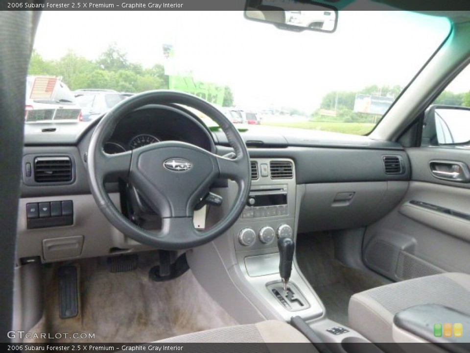 Graphite Gray Interior Photo for the 2006 Subaru Forester 2.5 X Premium #95027701