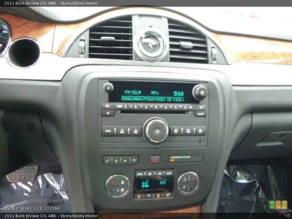 Ebony/Ebony Interior Controls for the 2011 Buick Enclave CXL AWD #95028661