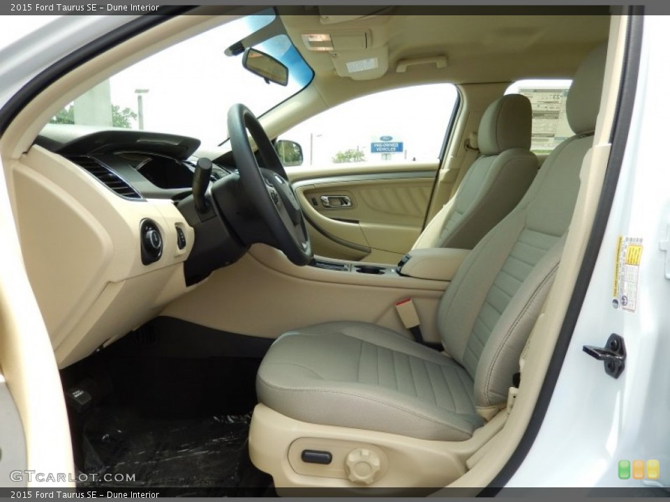 Dune Interior Photo for the 2015 Ford Taurus SE #95080896