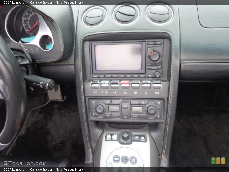 Nero Perseus Interior Controls for the 2007 Lamborghini Gallardo Spyder #95123828