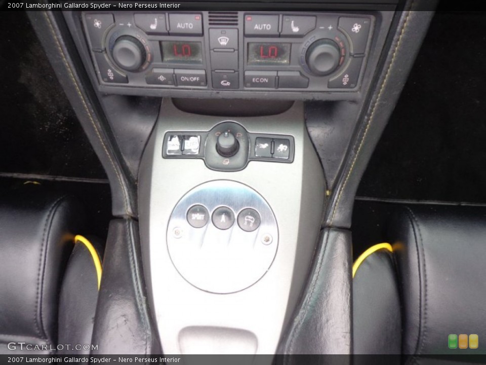 Nero Perseus Interior Transmission for the 2007 Lamborghini Gallardo Spyder #95123904