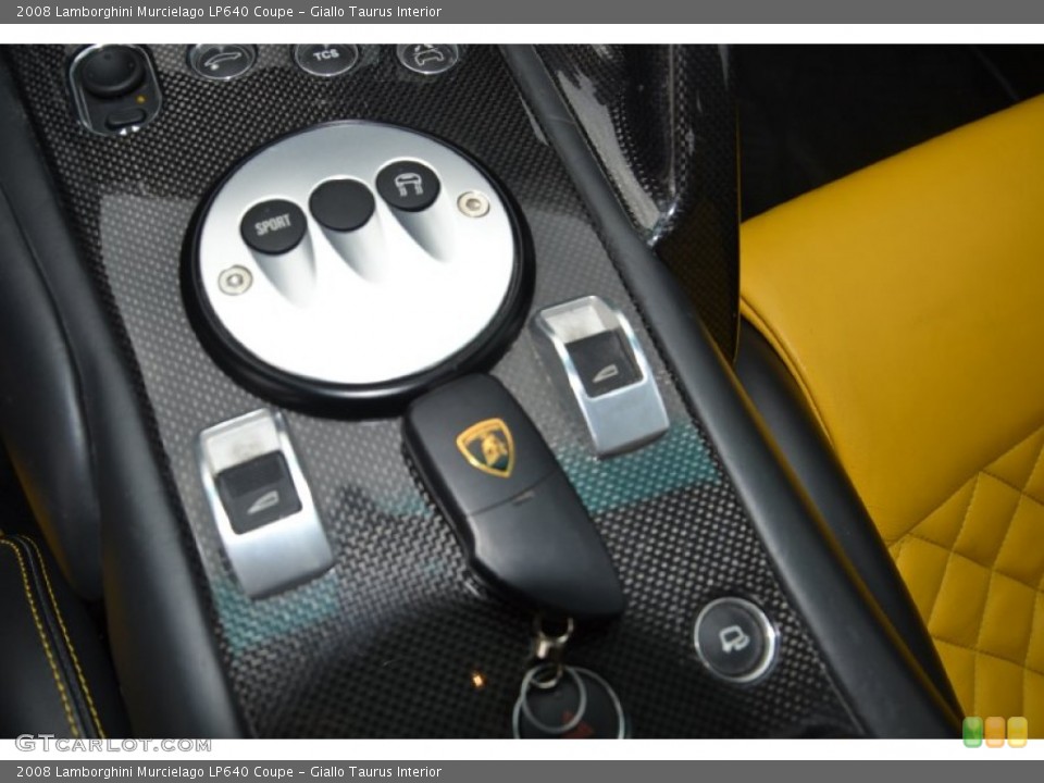 Giallo Taurus Interior Controls for the 2008 Lamborghini Murcielago LP640 Coupe #95126510