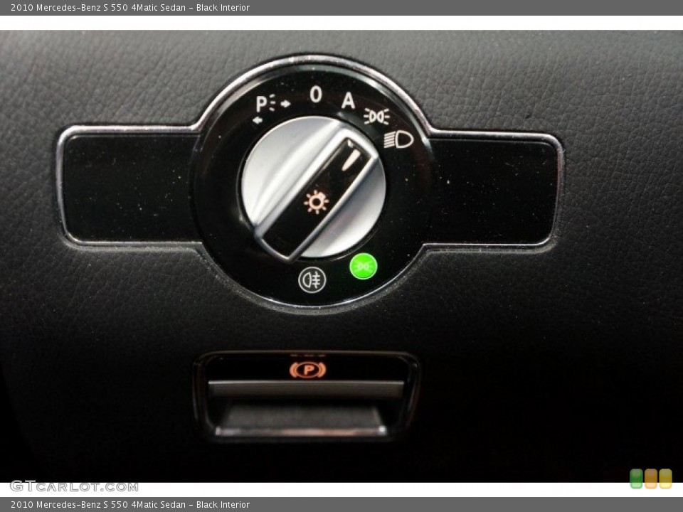 Black Interior Controls for the 2010 Mercedes-Benz S 550 4Matic Sedan #95132489