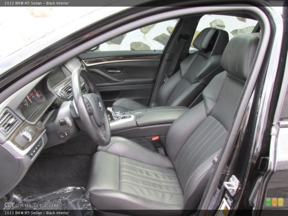 Black Interior Photo for the 2013 BMW M5 Sedan #95152184