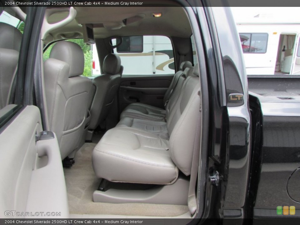 Medium Gray Interior Rear Seat for the 2004 Chevrolet Silverado 2500HD LT Crew Cab 4x4 #95160284