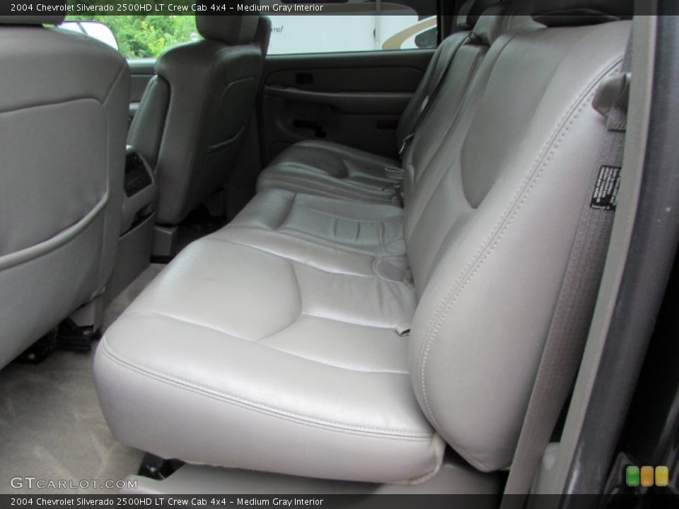 Medium Gray 2004 Chevrolet Silverado 2500HD Interiors