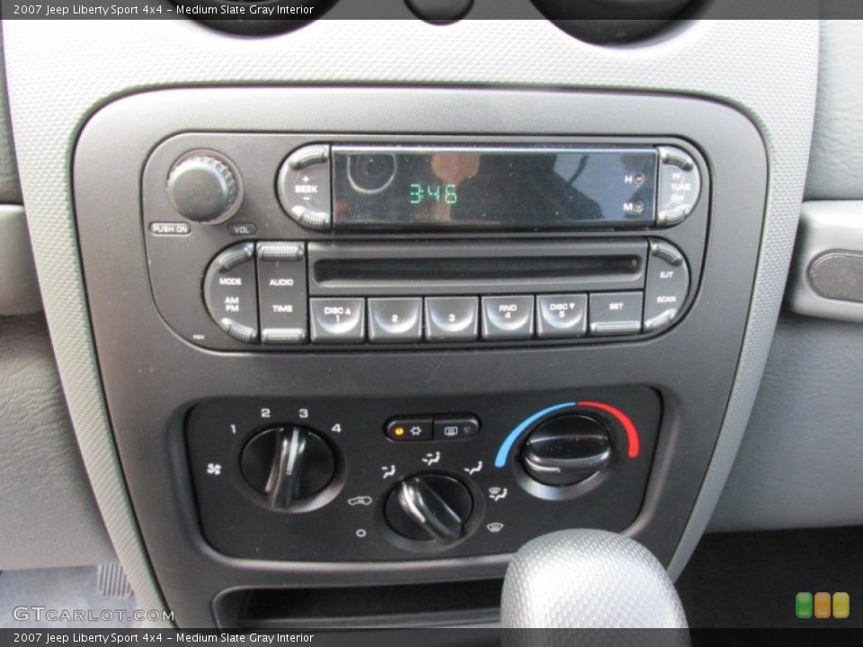 Medium Slate Gray Interior Controls for the 2007 Jeep Liberty Sport 4x4 #95163455