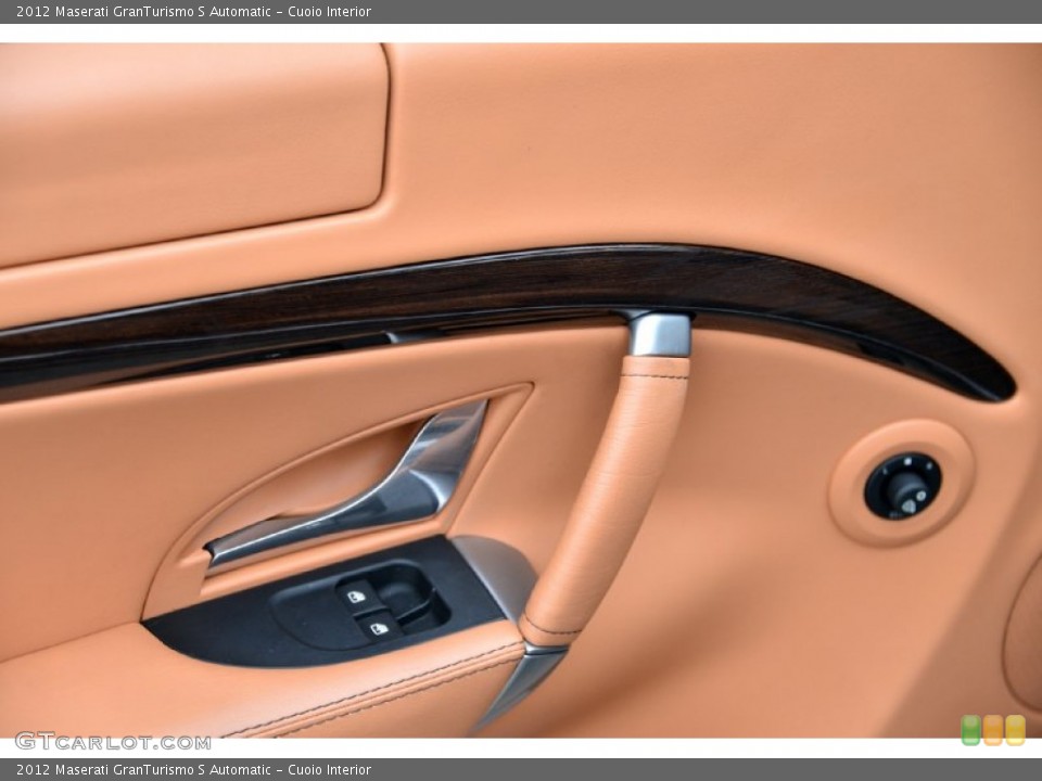 Cuoio Interior Controls for the 2012 Maserati GranTurismo S Automatic #95172709